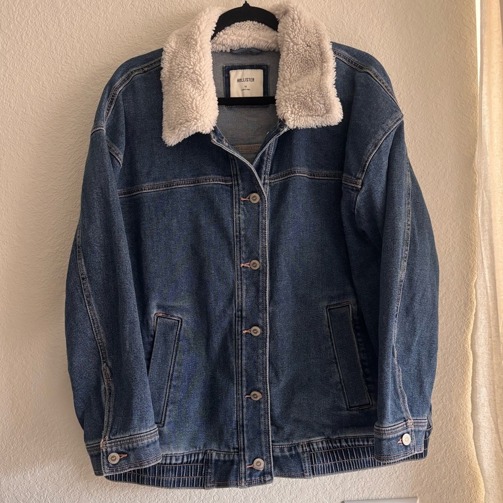 Hollister Denim Jacket with Cream Sherpa Collar